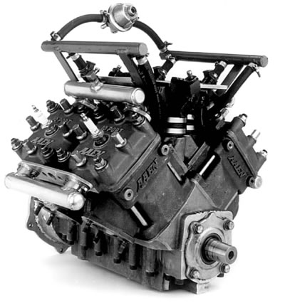 Two-stroke engine Arctic Cat Suzuki Snowmobile, Twostroke Engine,  motorcycle, auto Part, engine png